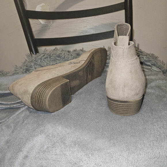 Booties - Picture 3 of 3